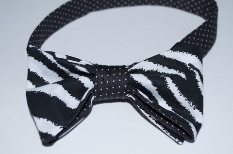 Zebra Pattern Reversible Bow Tie - Youth