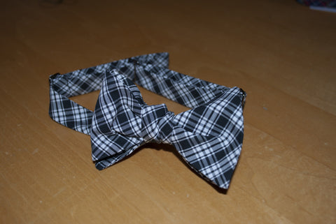 Black and White Plaid Bow Tie