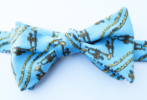 Trumpets Bow Tie - blue
