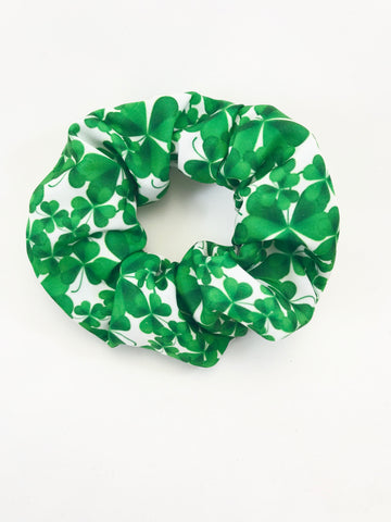 Shamrock on White - Scrunchie
