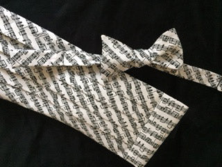 Musical Notes Black and White Bow Tie